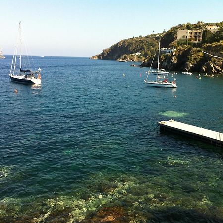 Hotel Rocce Azzurre Lipari  Buitenkant foto
