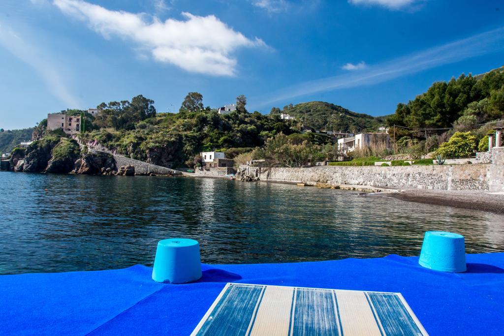 Hotel Rocce Azzurre Lipari  Buitenkant foto