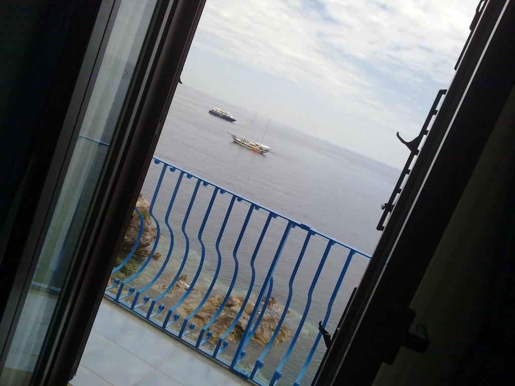 Hotel Rocce Azzurre Lipari  Kamer foto