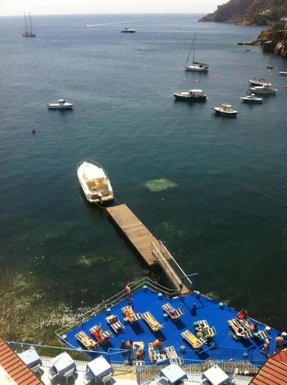 Hotel Rocce Azzurre Lipari  Buitenkant foto
