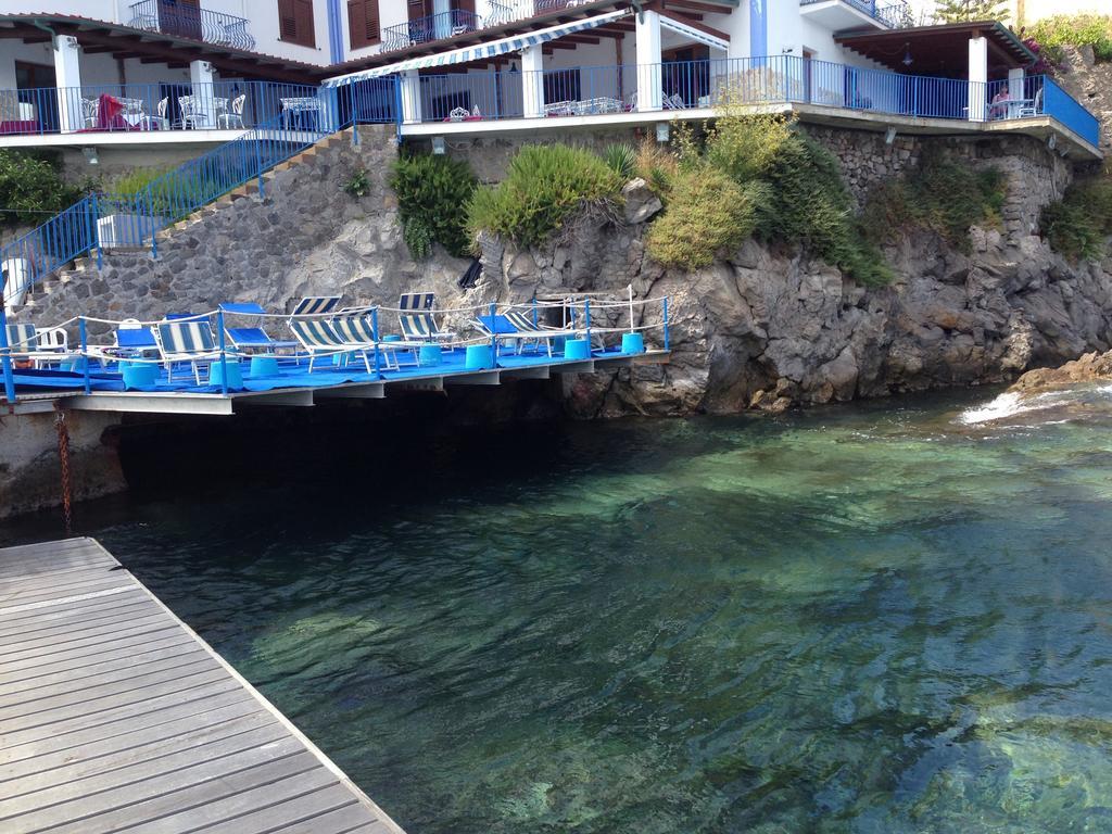 Hotel Rocce Azzurre Lipari  Buitenkant foto